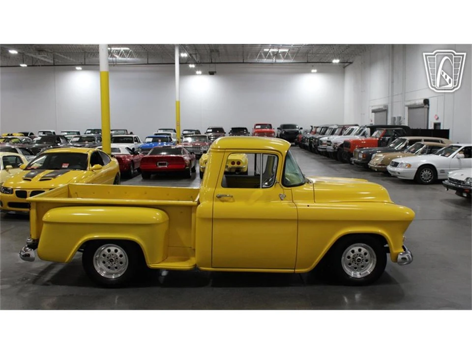 1957 Chevrolet Task Force - Image 8 of 31