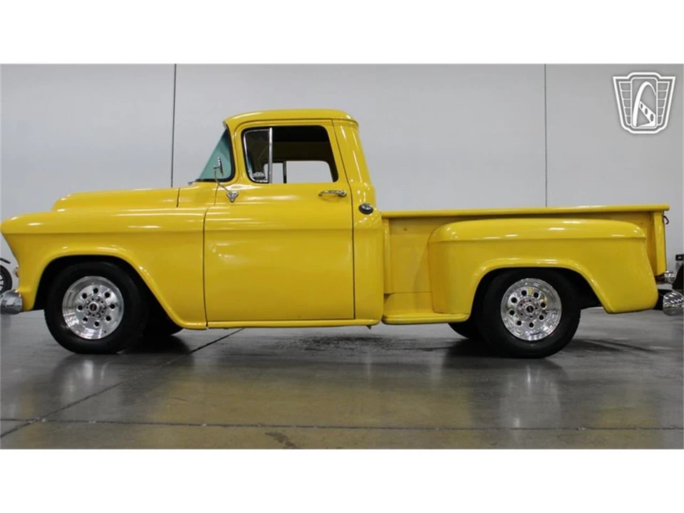 1957 Chevrolet Task Force - Image 20 of 31