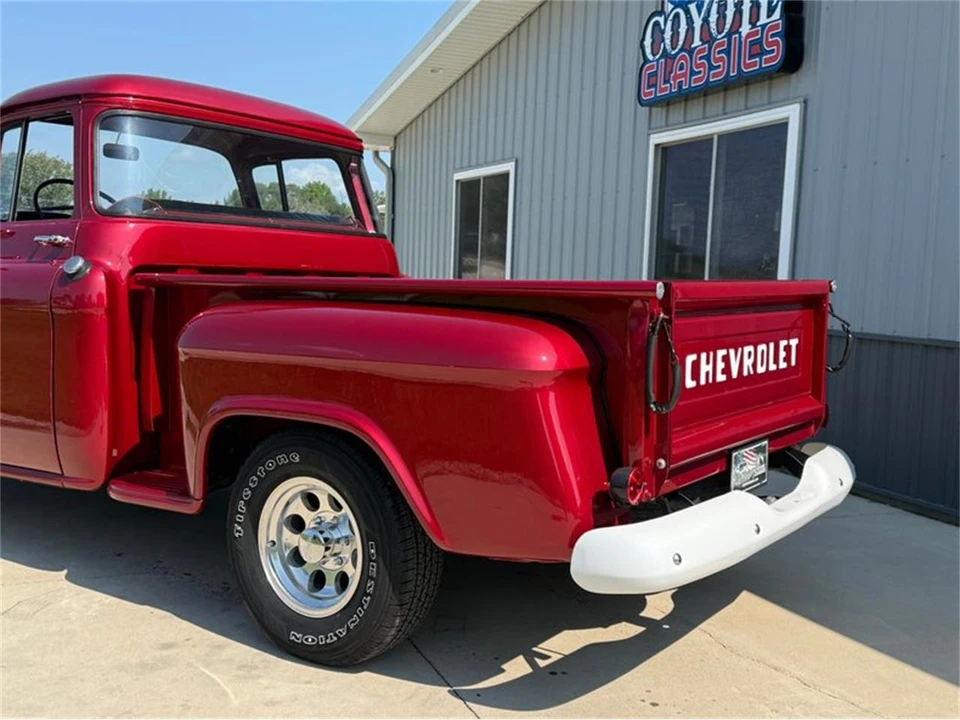 1957 Chevrolet Task Force - Image 22 of 31
