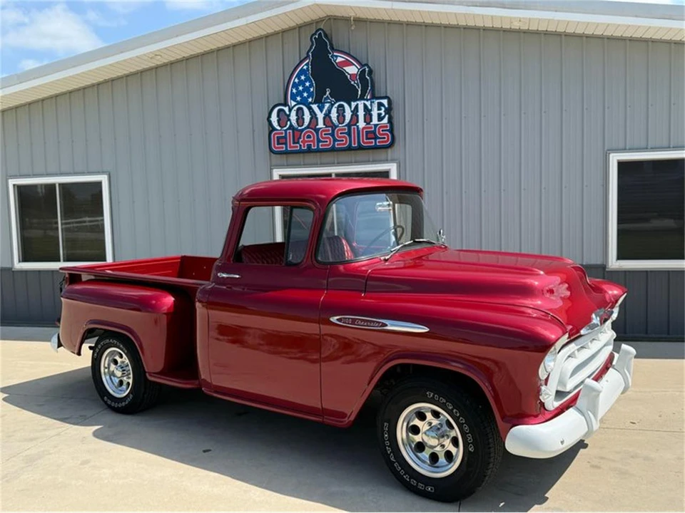1957 Chevrolet Task Force - Image 21 of 31