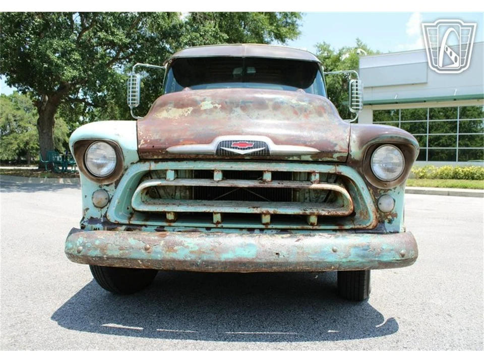 1957 Chevrolet Task Force - Image 26 of 31