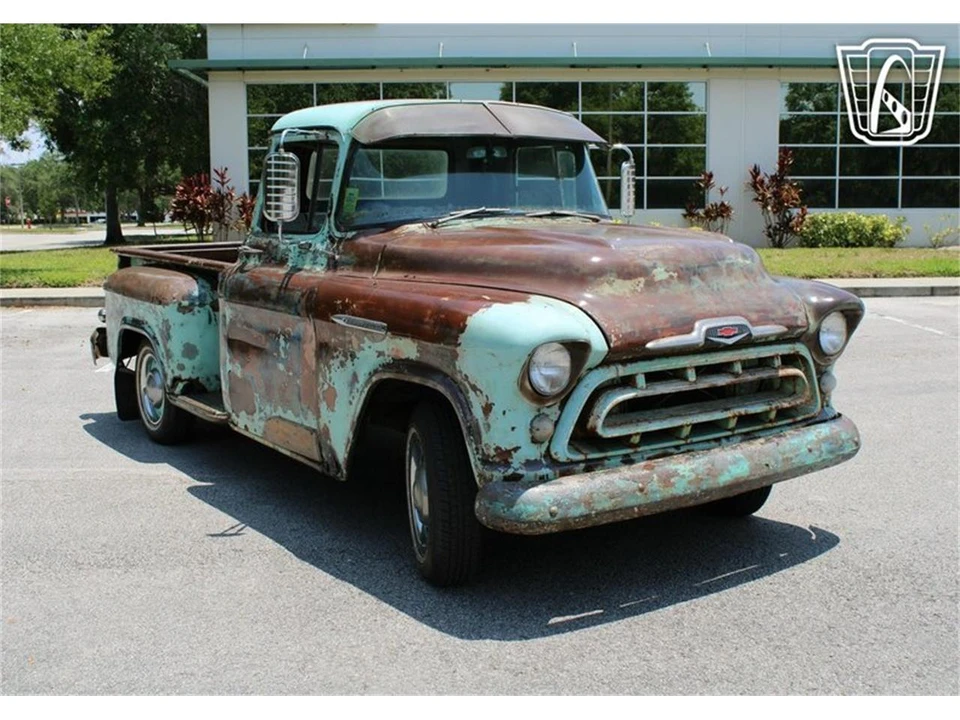 1957 Chevrolet Task Force - Image 8 of 31