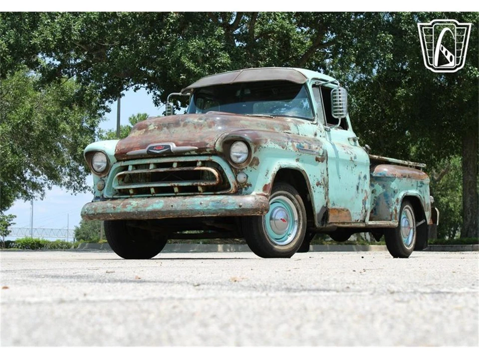 1957 Chevrolet Task Force - Image 5 of 31