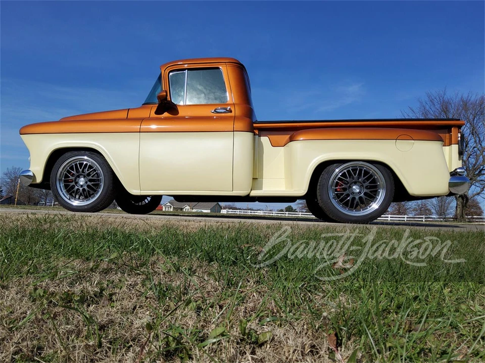 1957 Chevrolet Task Force - Image 2 of 5