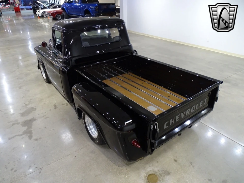 1957 Chevrolet Task Force - Image 5 of 12