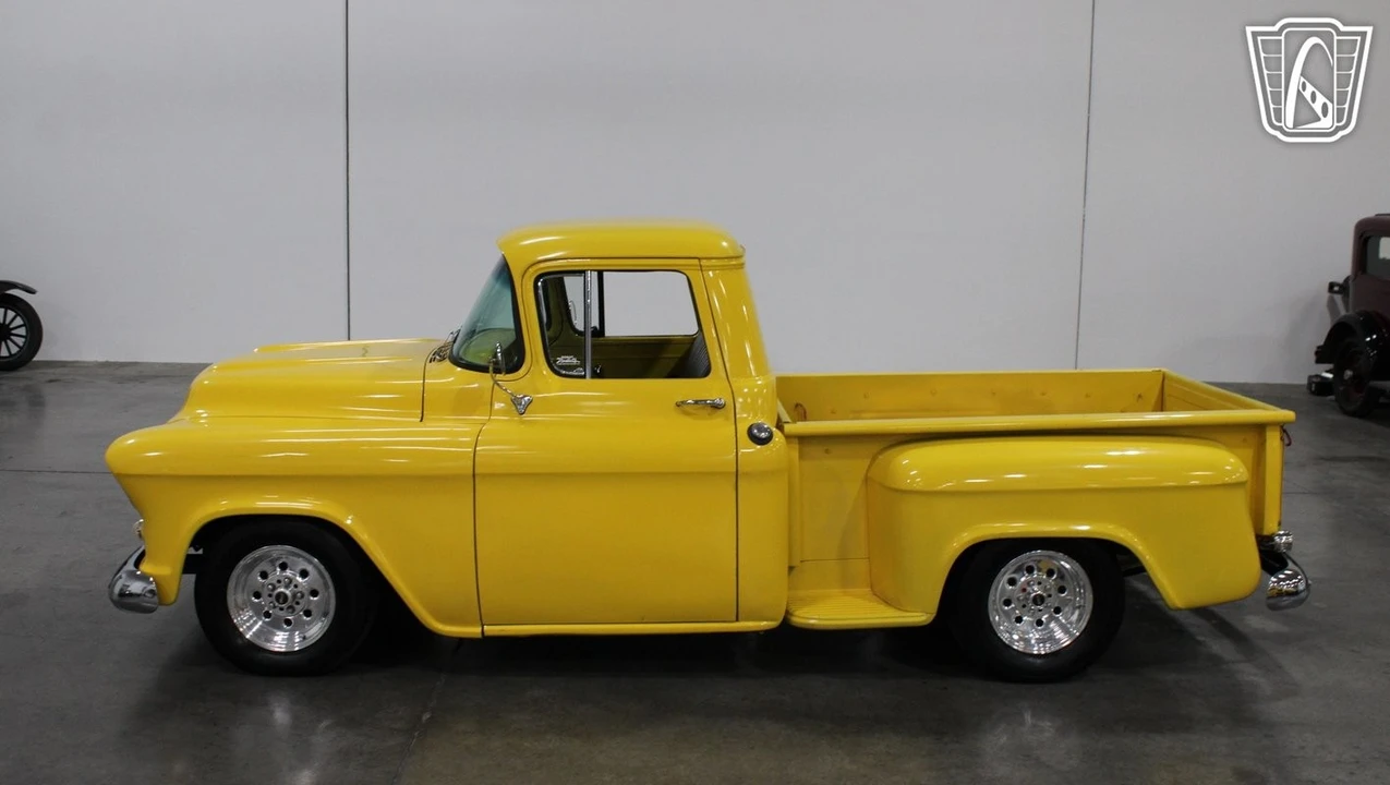 1957 Chevrolet Task Force - Image 5 of 12
