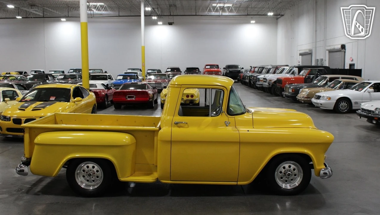 1957 Chevrolet Task Force - Image 10 of 12