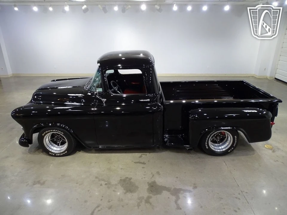 1957 Chevrolet Task Force - Image 7 of 12