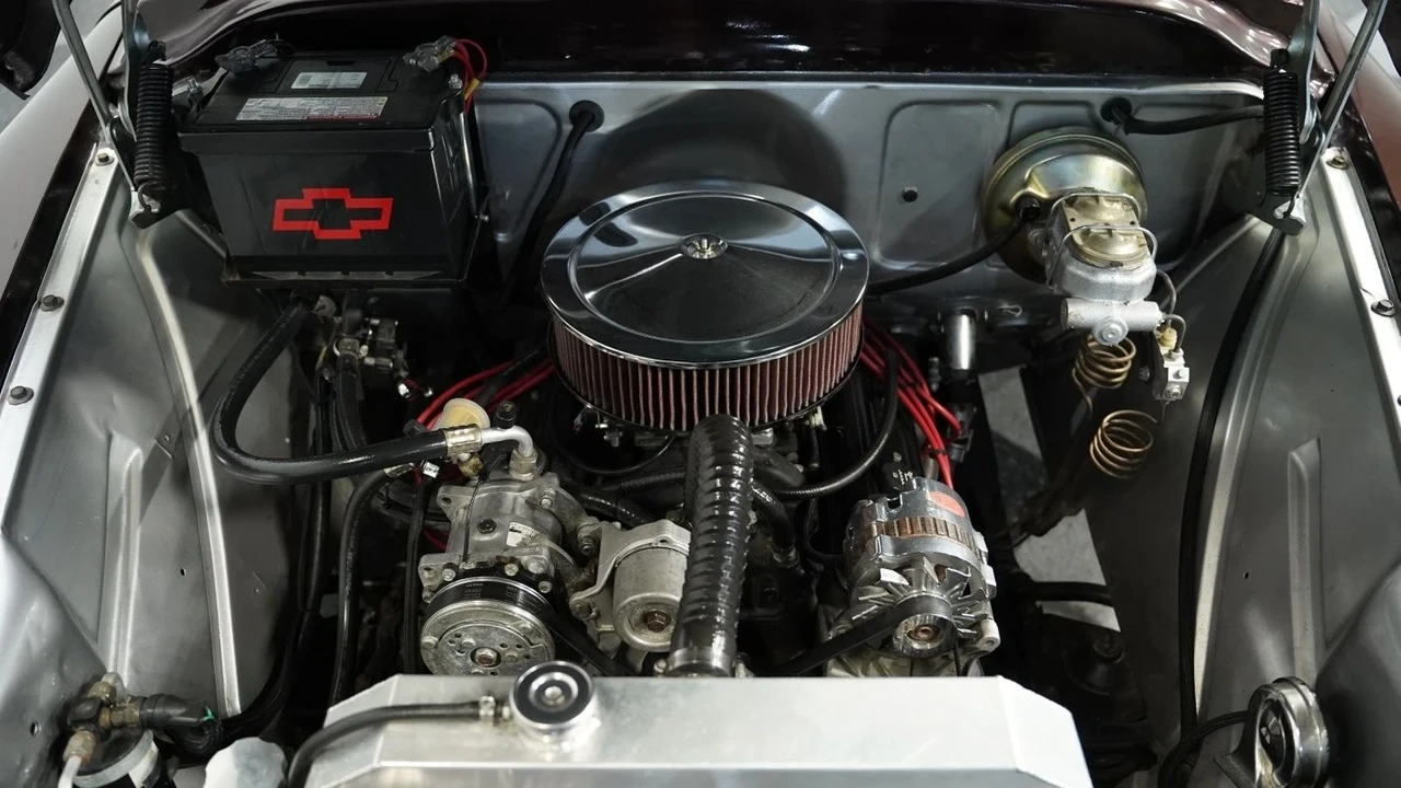 1957 Chevrolet Task Force - Image 4 of 12