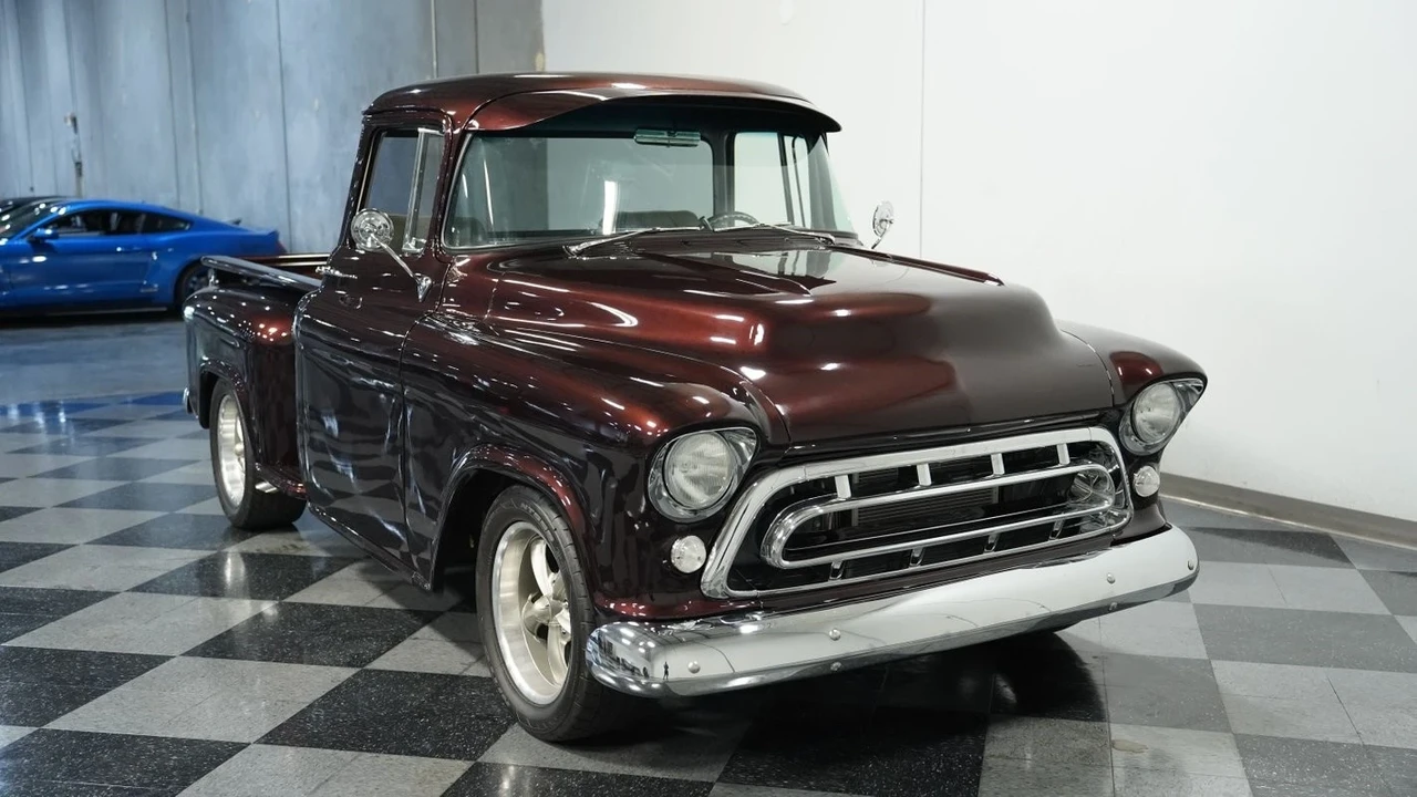 1957 Chevrolet Task Force - Image 15 of 21