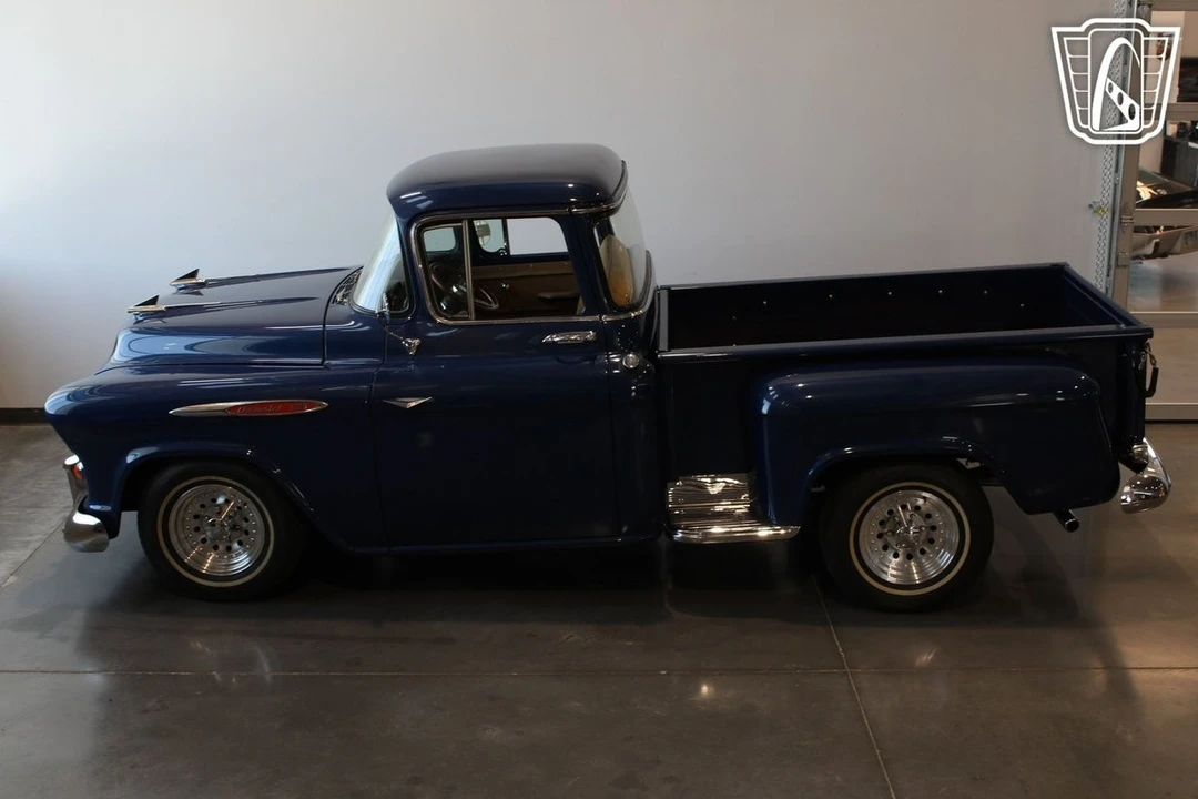 1957 Chevrolet Task Force - Image 10 of 12