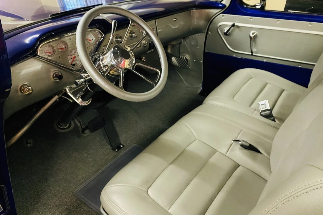 1957 Chevrolet Task Force - Image 27 of 31