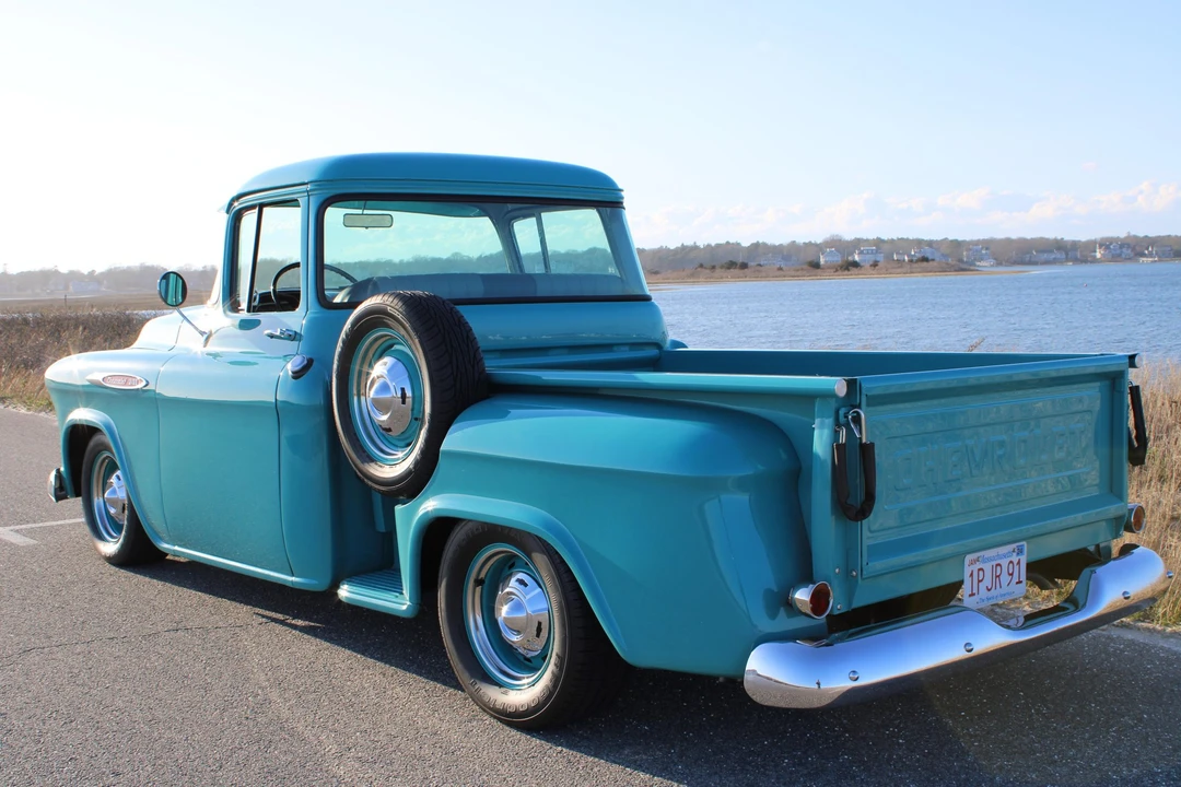1957 Chevrolet Task Force - Image 22 of 31