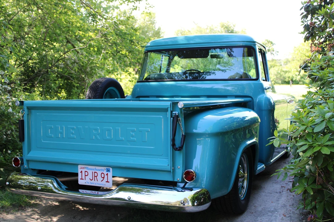 1957 Chevrolet Task Force - Image 19 of 31