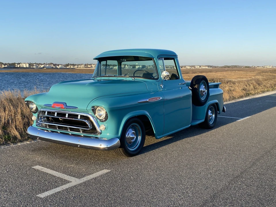 1957 Chevrolet Task Force - Image 8 of 31