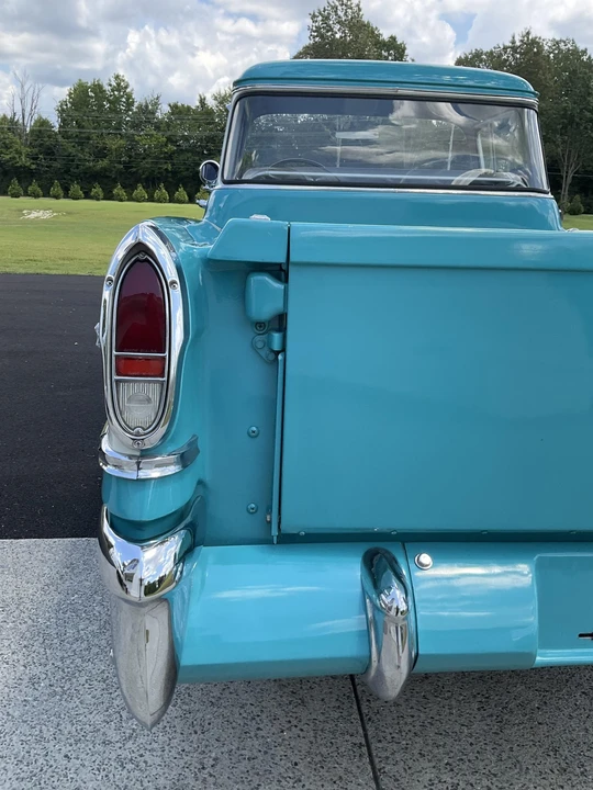 1957 Chevrolet Task Force - Image 30 of 31