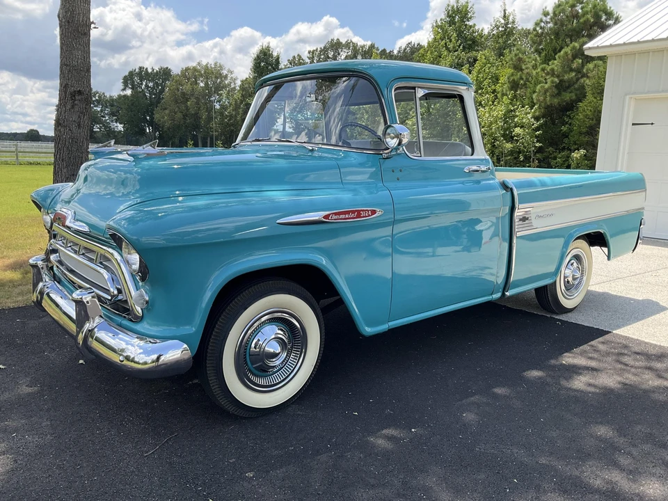 1957 Chevrolet Task Force - Image 8 of 31