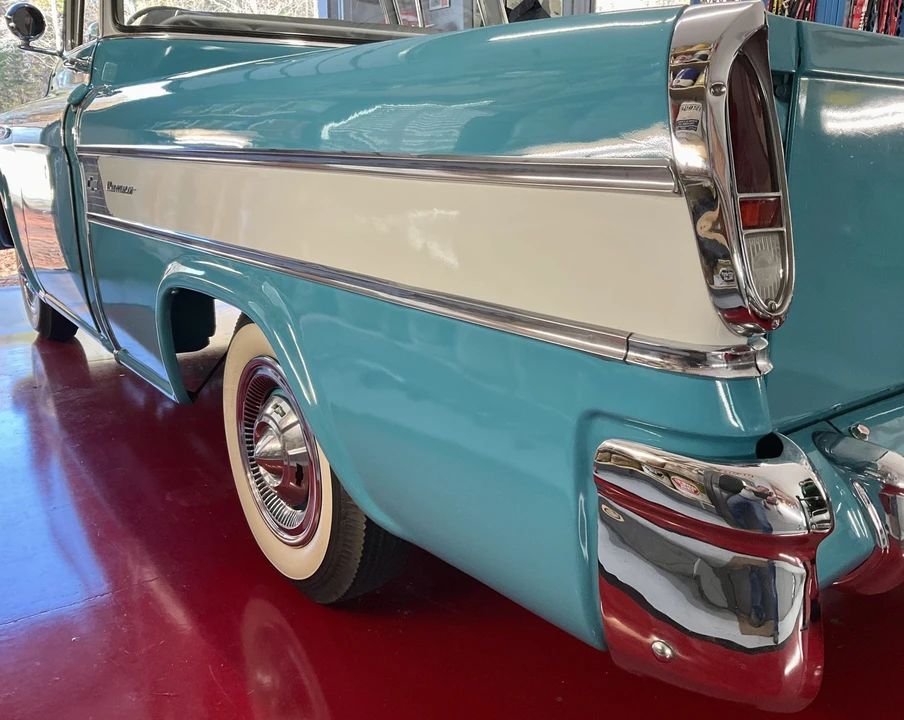 1957 Chevrolet Task Force - Image 24 of 31