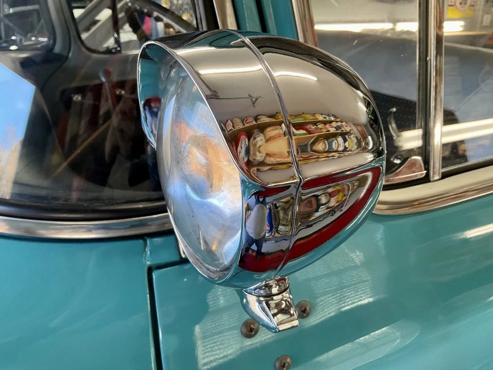 1957 Chevrolet Task Force - Image 22 of 31