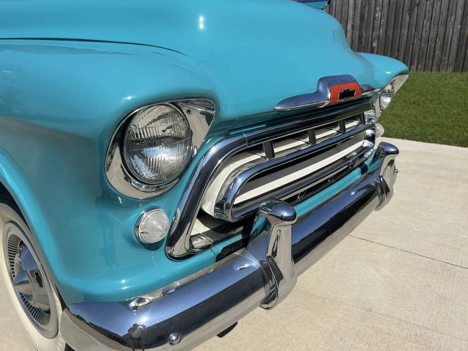 1957 Chevrolet Task Force - Image 24 of 31