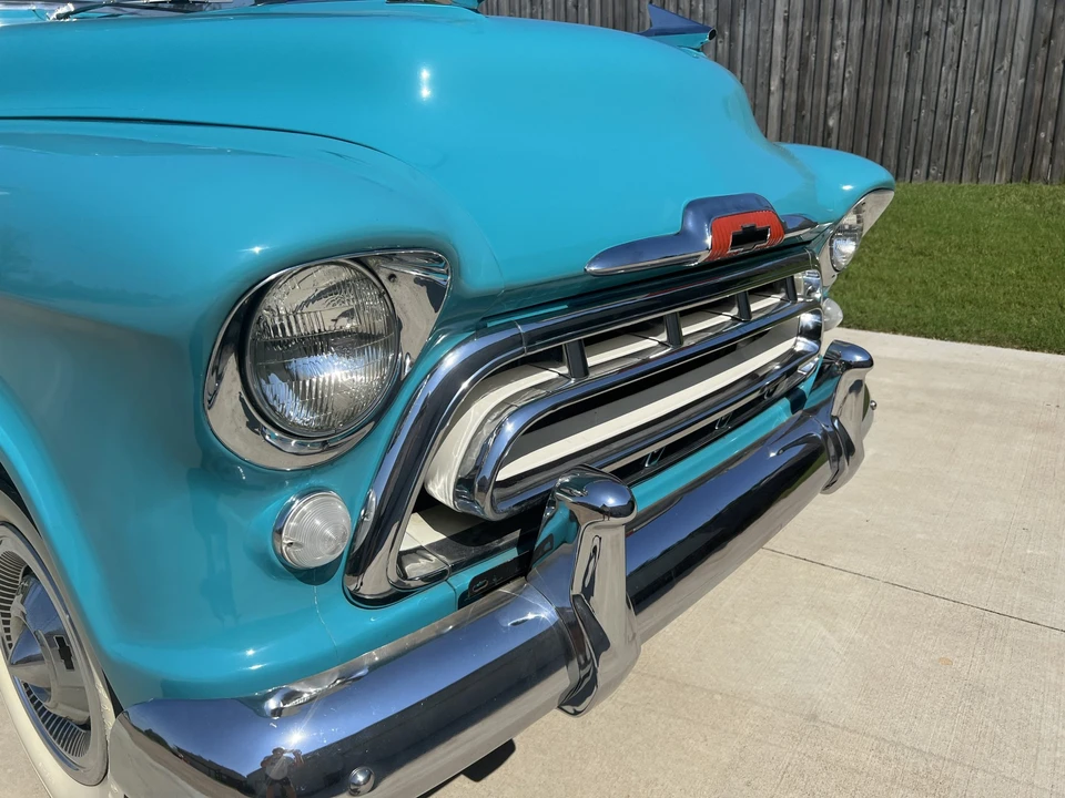 1957 Chevrolet Task Force - Image 23 of 31