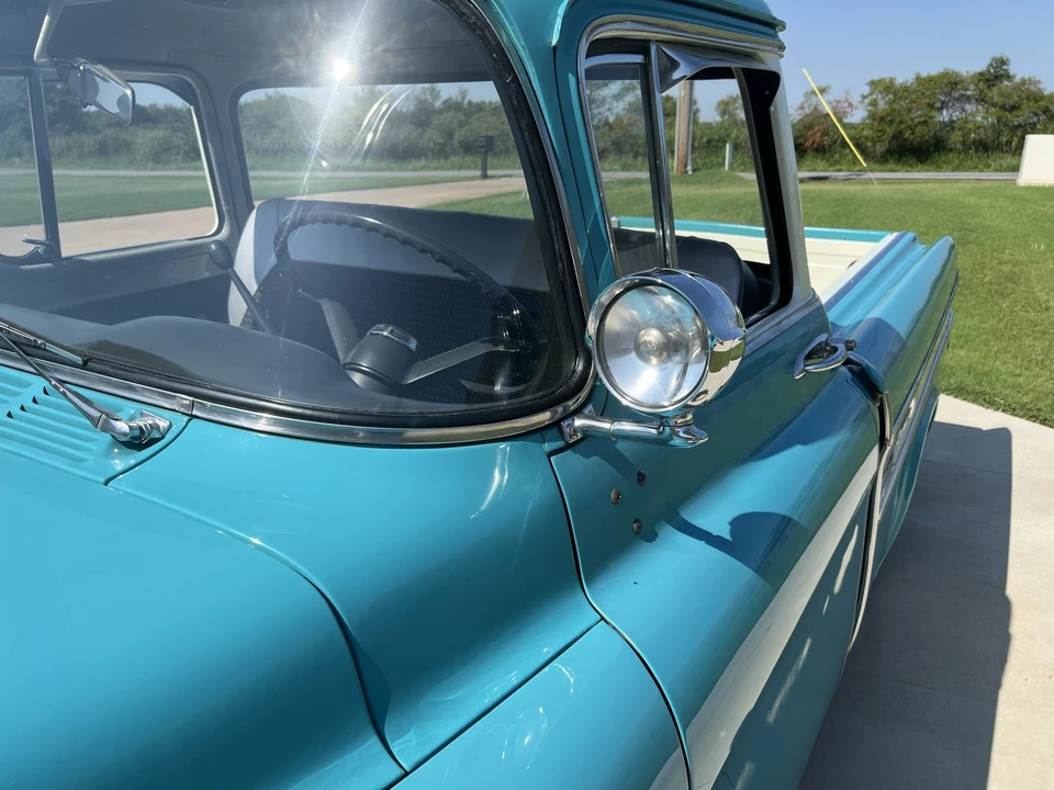 1957 Chevrolet Task Force - Image 19 of 31