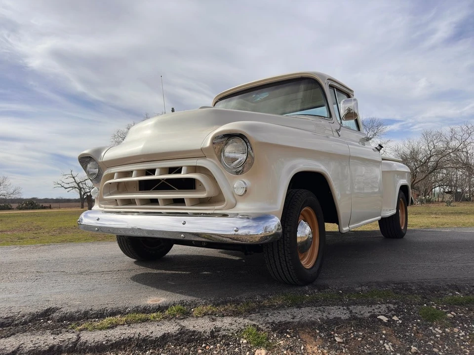 1957 Chevrolet Task Force - Image 9 of 31