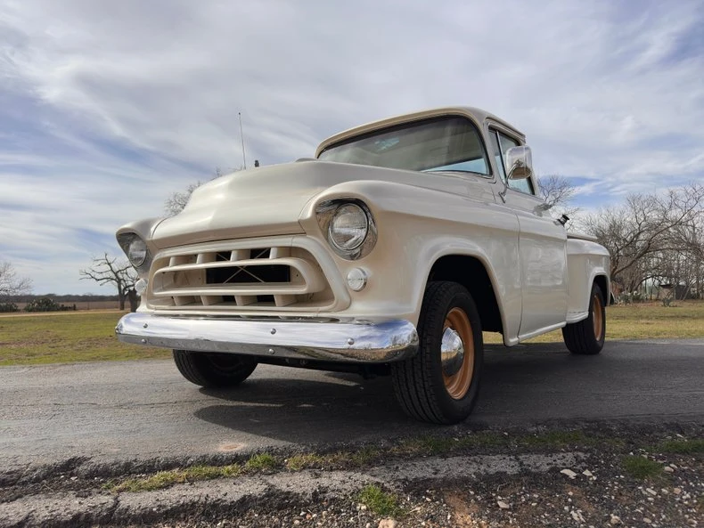 1957 Chevrolet Task Force - Image 10 of 31