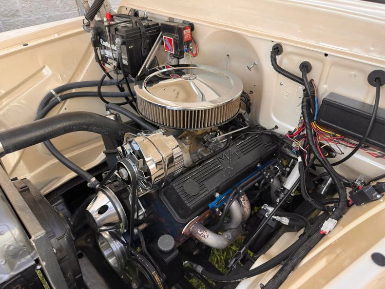 1957 Chevrolet Task Force - Image 28 of 31