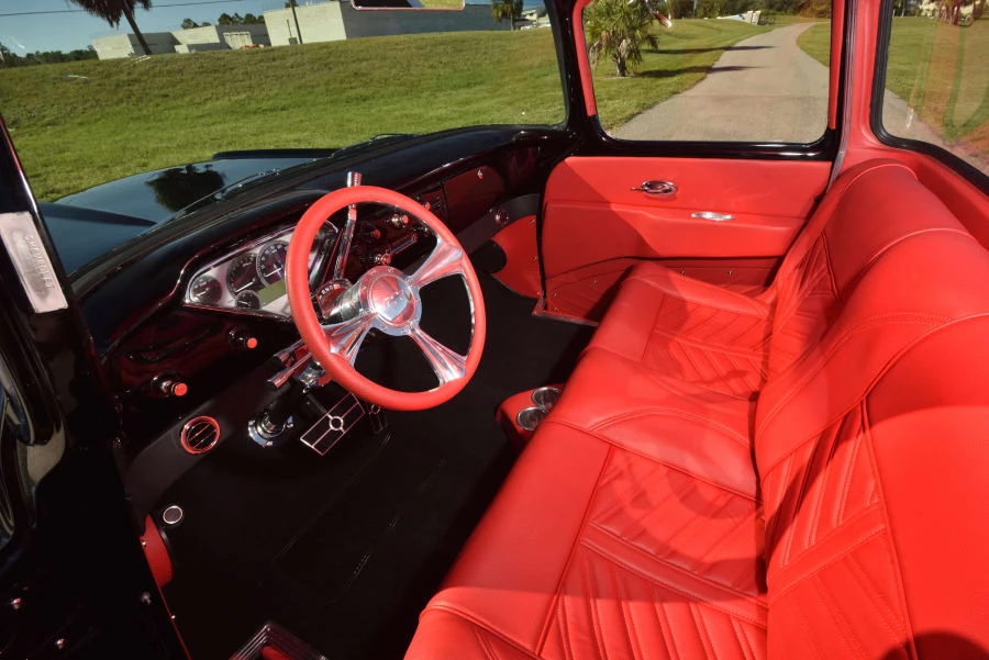1957 Chevrolet Task Force - Image 20 of 31