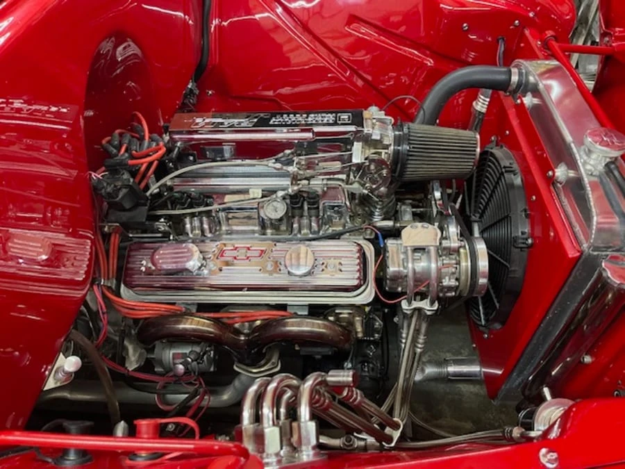 1957 Chevrolet Task Force - Image 20 of 31