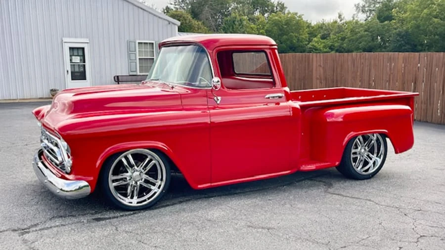1957 Chevrolet Task Force - Image 6 of 22