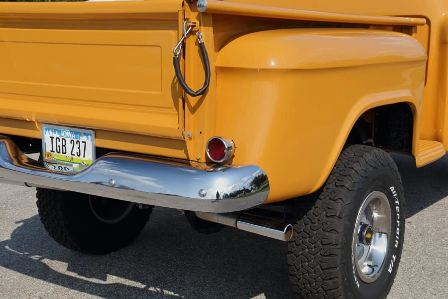 1957 Chevrolet Task Force - Image 20 of 31