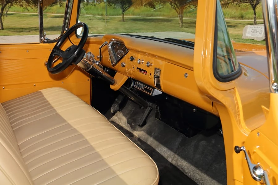 1957 Chevrolet Task Force - Image 26 of 31