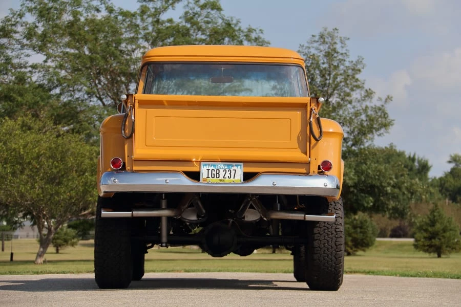 1957 Chevrolet Task Force - Image 10 of 31