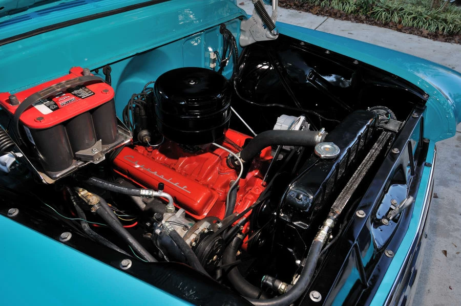 1957 Chevrolet Task Force - Image 9 of 12