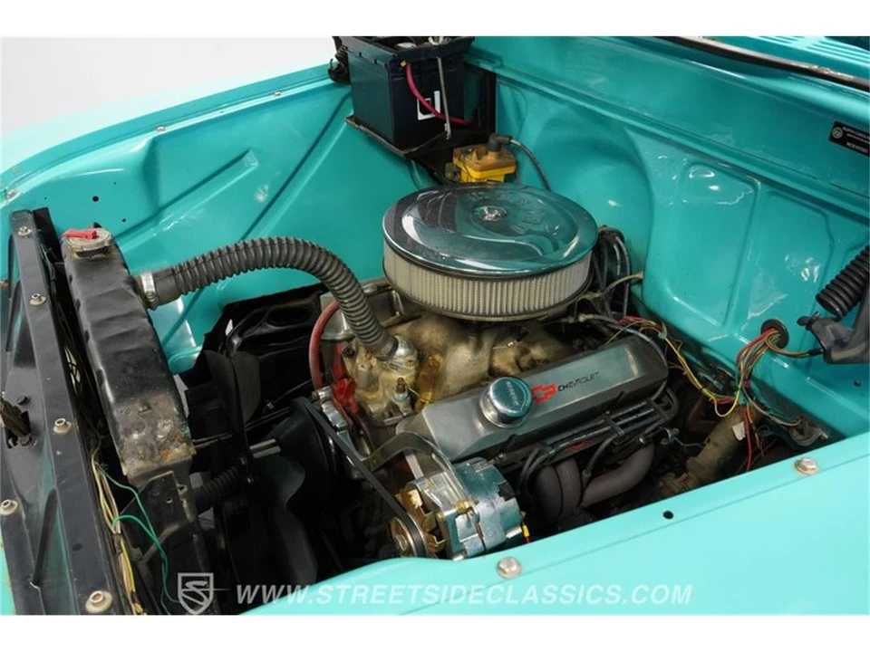 1957 Chevrolet Task Force - Image 30 of 31