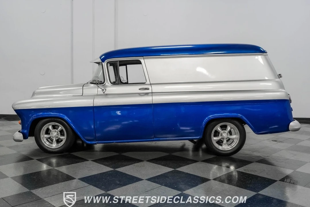 1957 Chevrolet Task Force - Image 6 of 21