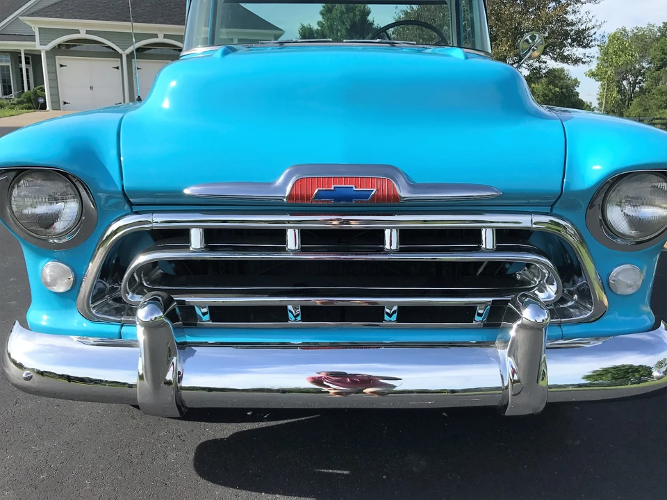 1957 Chevrolet Task Force - Image 15 of 31