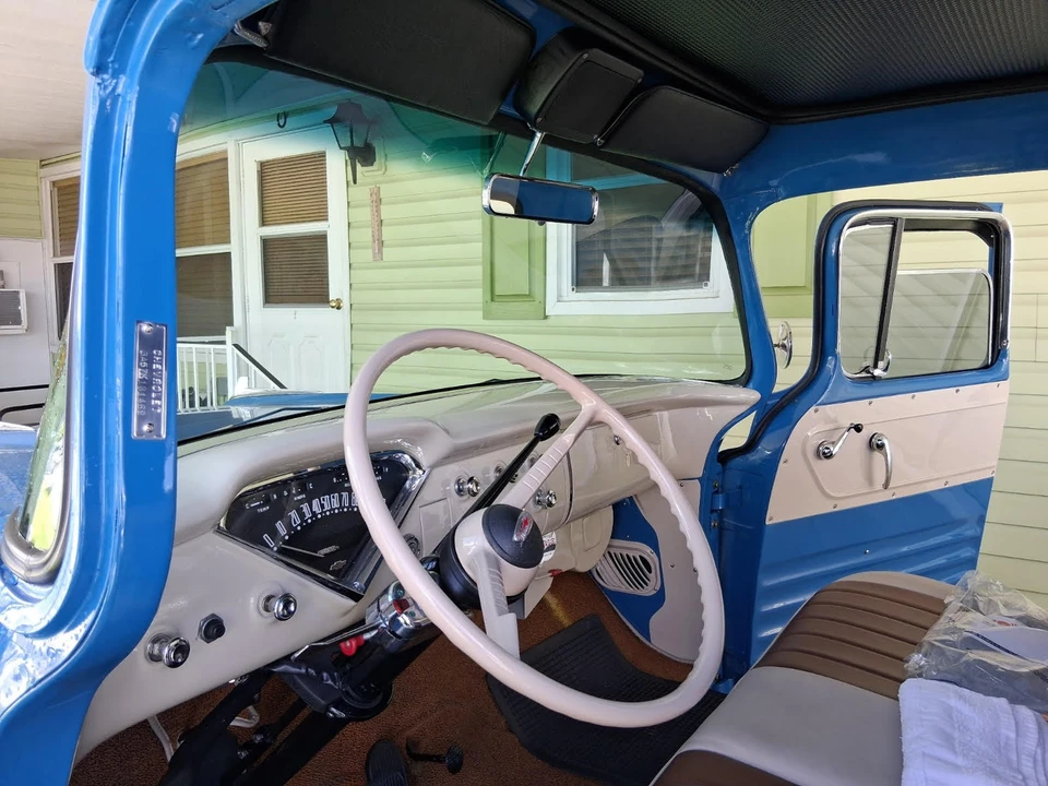 1957 Chevrolet Task Force - Image 26 of 31