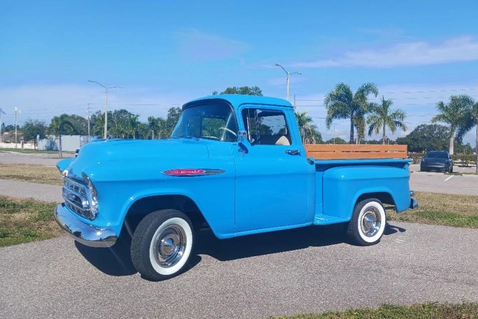 1957 Chevrolet Task Force - Image 11 of 31