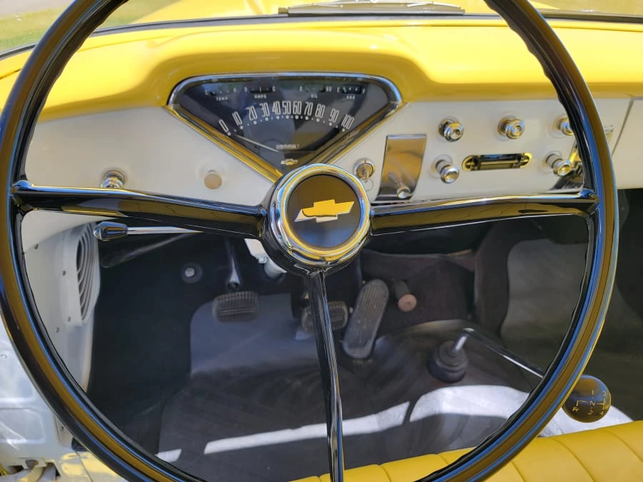 1957 Chevrolet Task Force - Image 6 of 27