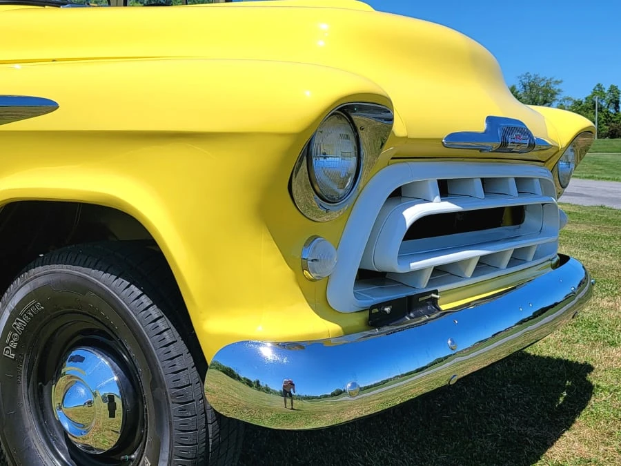 1957 Chevrolet Task Force - Image 20 of 27