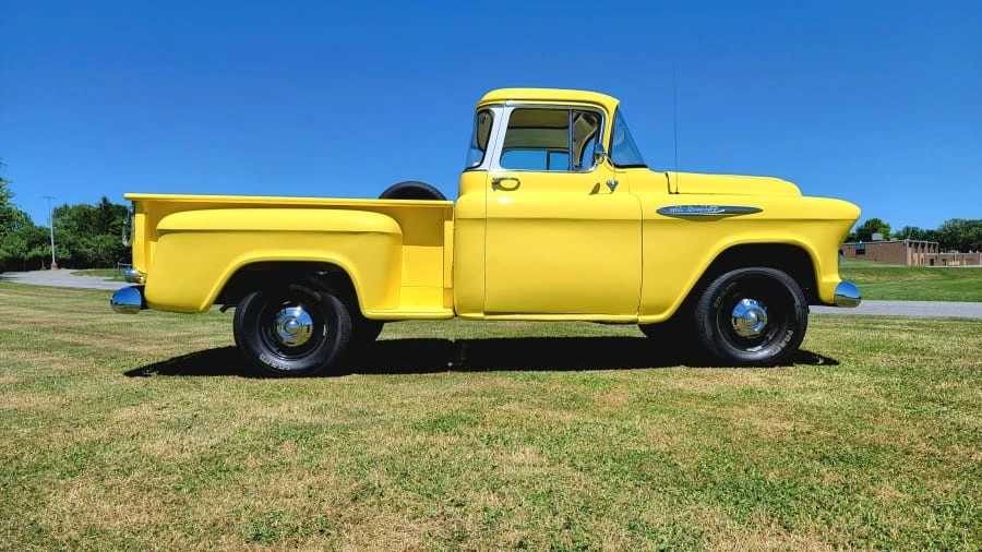 1957 Chevrolet Task Force - Image 26 of 27