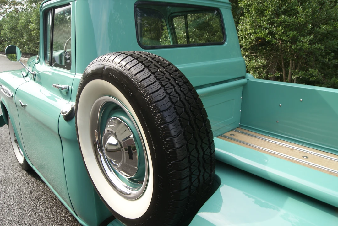 1957 Chevrolet Task Force - Image 26 of 31