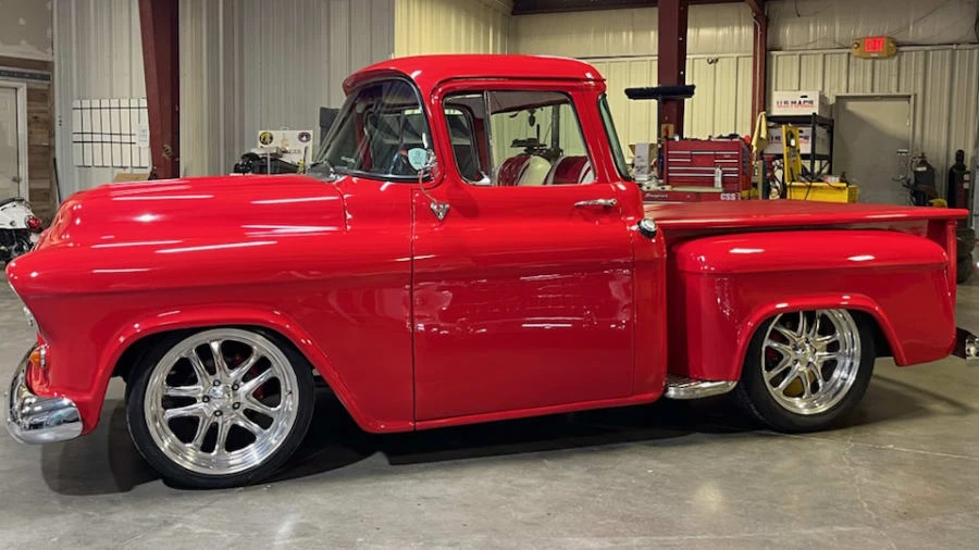 1957 Chevrolet Task Force - Image 5 of 18