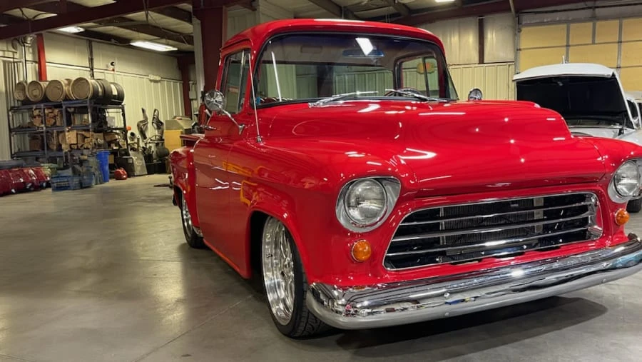 1957 Chevrolet Task Force - Image 8 of 18