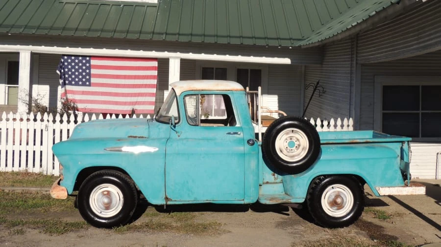 1957 Chevrolet Task Force - Image 2 of 25