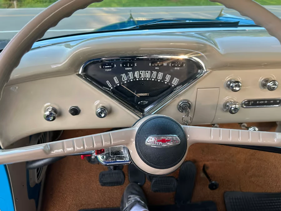 1957 Chevrolet Task Force - Image 22 of 31