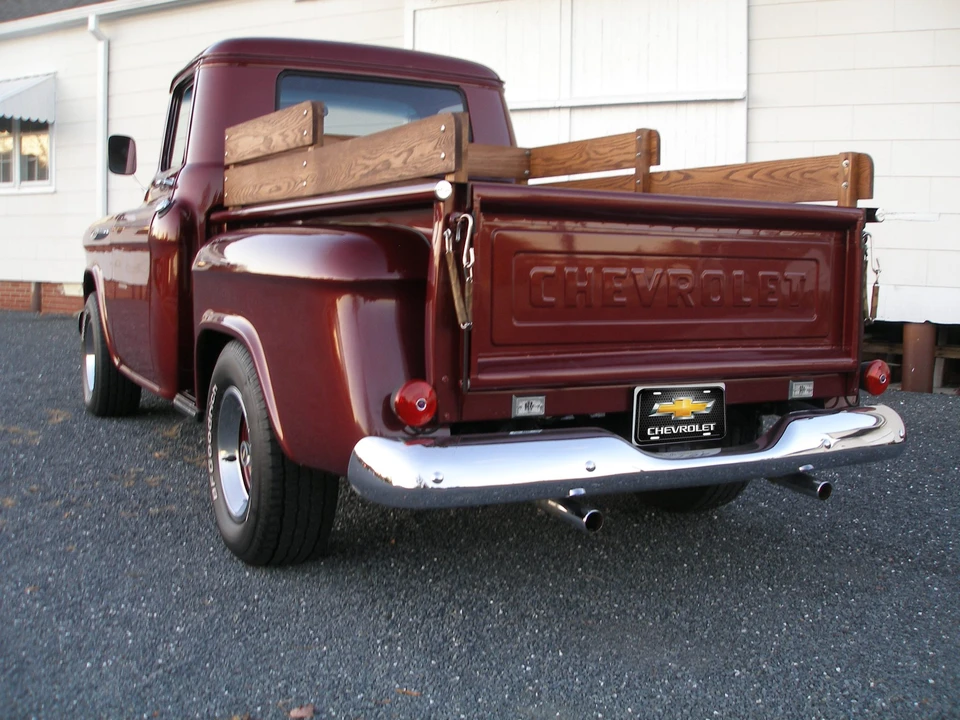 1957 Chevrolet Task Force - Image 23 of 31